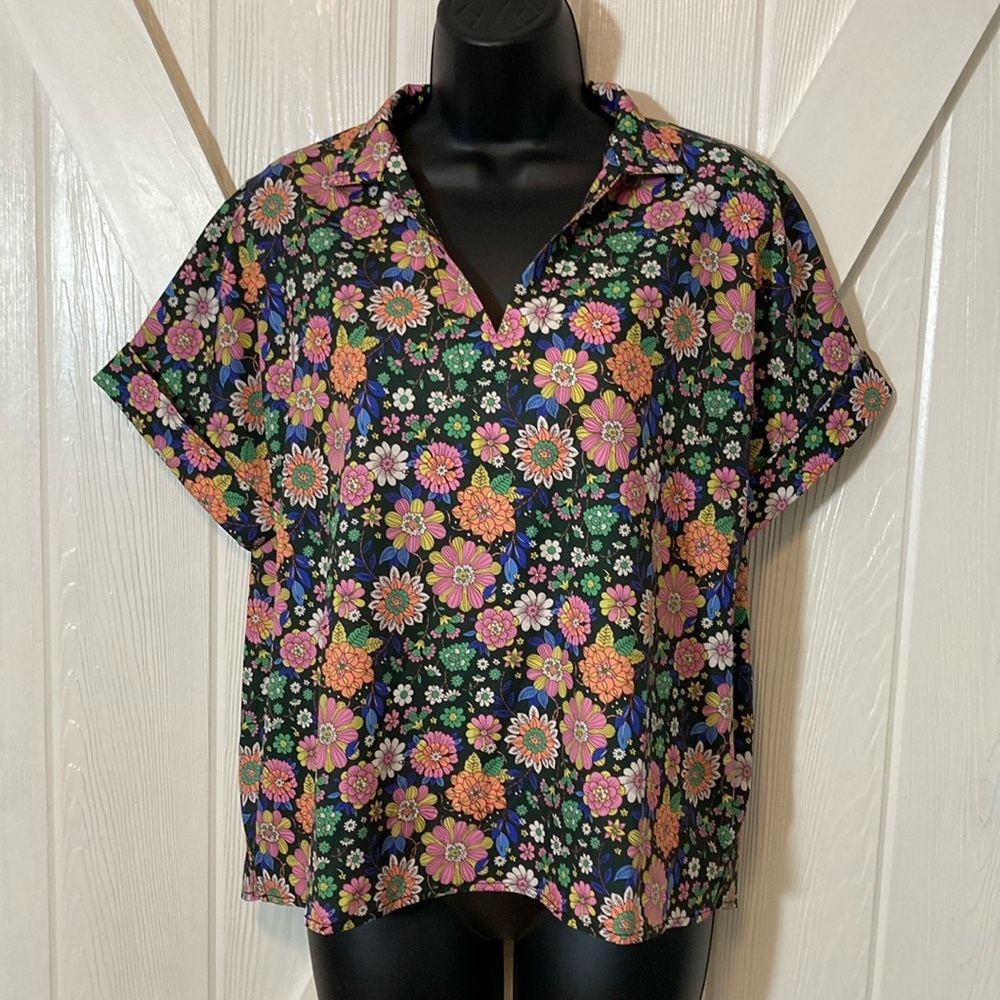 SSYS The Label Groovy Floral Top